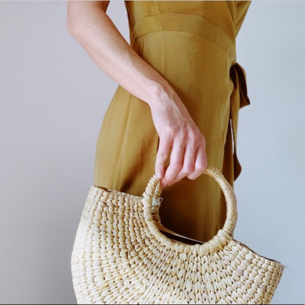 Woven purse